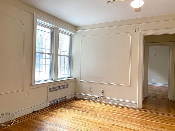 4th image of 340 Fairmount Ave APT 106