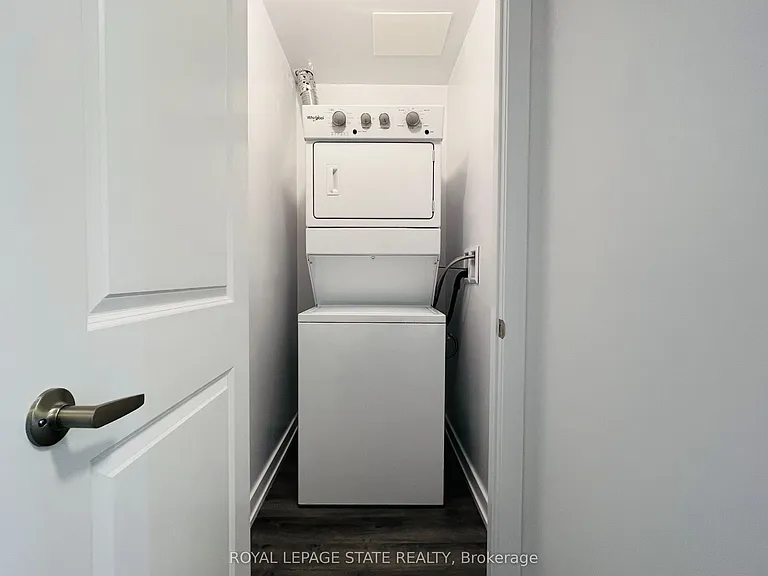 5055 Greenlane Rd #403 — Photo 13