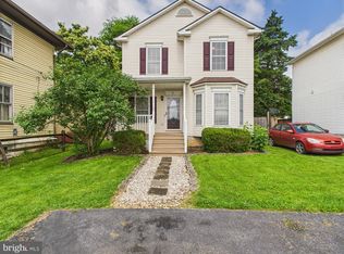 106 1st St, Inwood, WV 25428