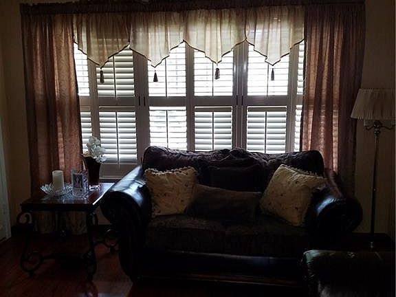 2nd image of 1541 Bardfield Ave