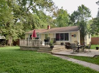 7 Wray Ave, Swannanoa, NC 28778