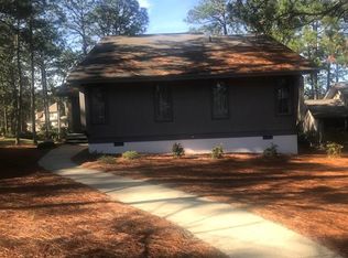 210 Barton Hills Ct, Pinehurst, NC 28374