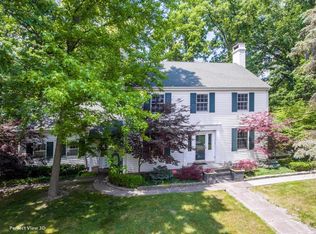 552 Ravine Dr, Valparaiso, IN 46385