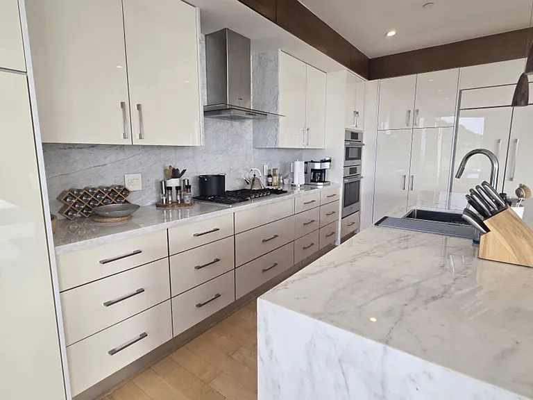 9300 Warbler Way — Photo 10
