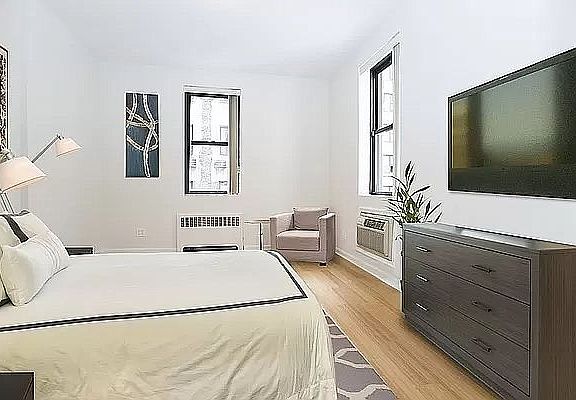 5th image of 314 W 58th St #4AB