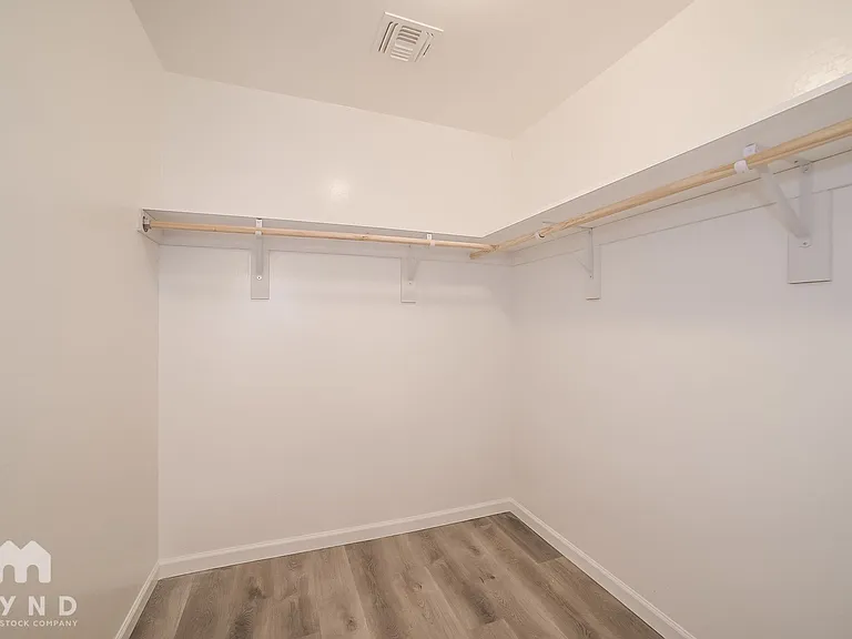 3023 S 87th Dr — Photo 7