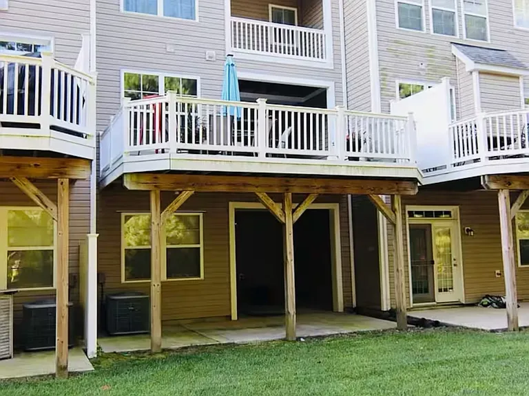 21235 Catalina Cir — Photo 19