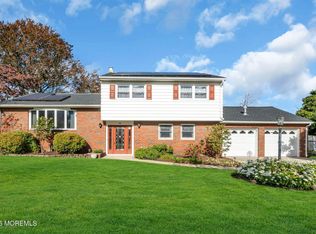 68 Thanksgiving Lane, Clifton, NJ 07013