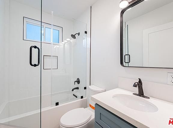 5th image of 619 N La Fayette Park Pl APT 5