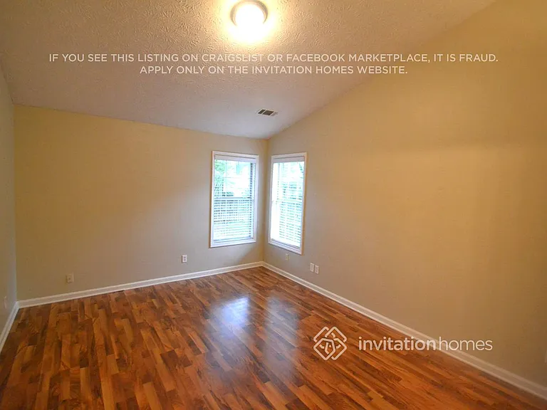 765 Kibbe Cir — Photo 4