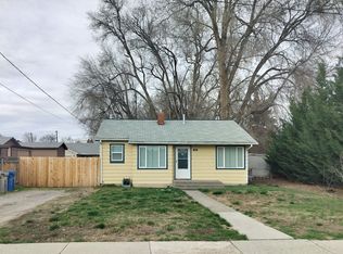 320 W 2 N, Mtn Home, ID 83647