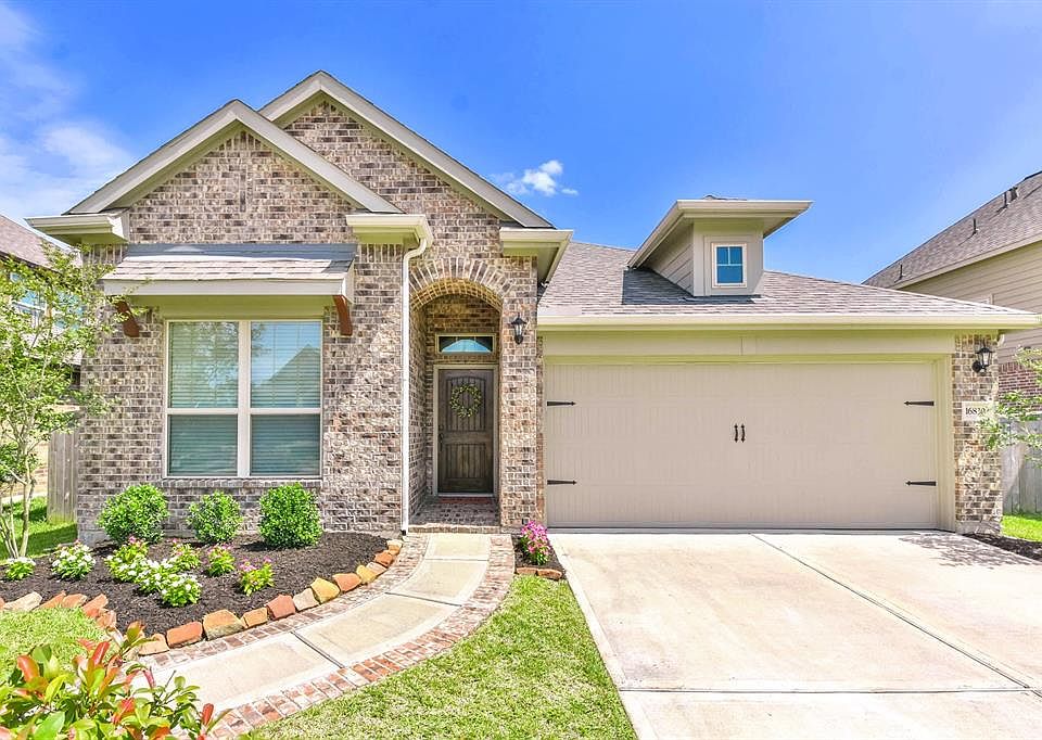 1st image of 16830 Highland Country Dr