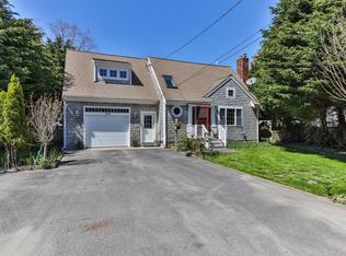 554 Strawberry Hill Rd, Hyannis, MA 02601