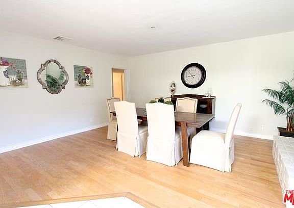 4th image of 22540 Cass Ave