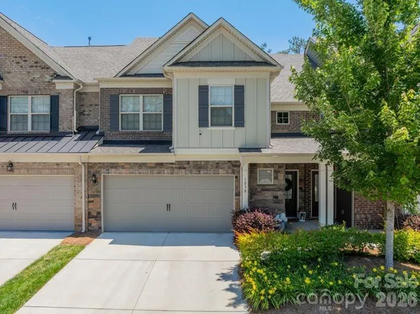 1038 Crest Oak Ln, Indian Land, SC 29707