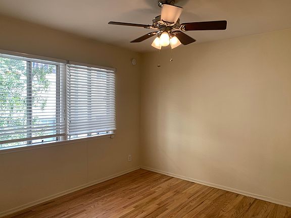 3rd image of 10834 Bloomfield St APT 7