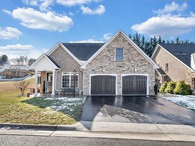 220 Stonecreek Way, Roanoke, VA, 24019