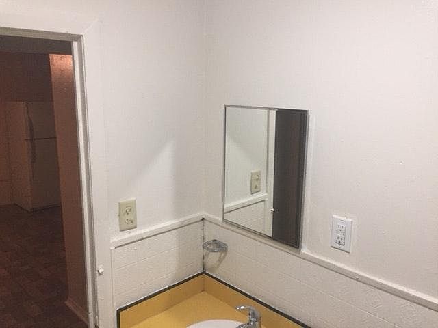1st image of 123 Ames Ave