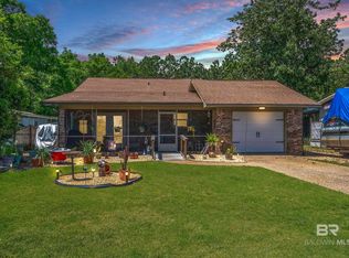 1541 Valencia Dr, Lillian, AL 36549