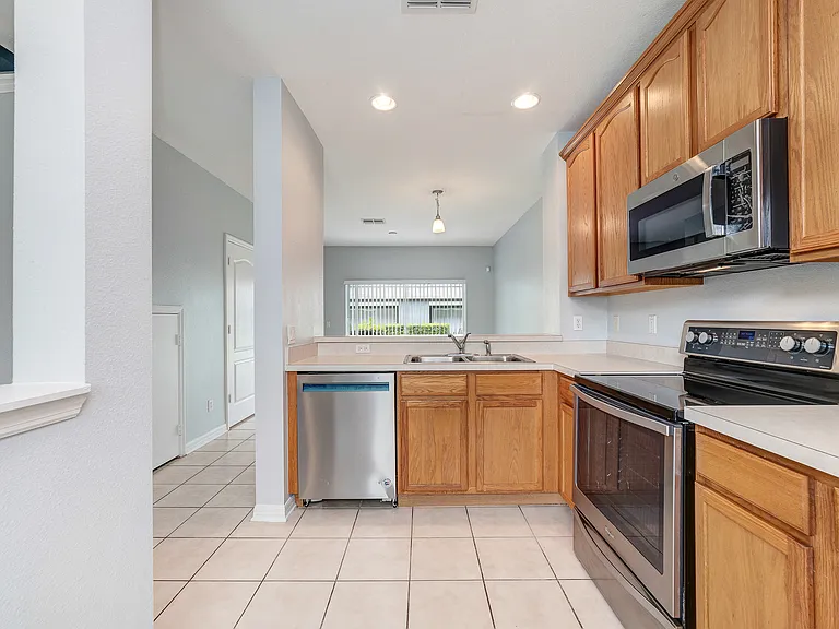 3486 Wilshire Way Rd #1 — Photo 3