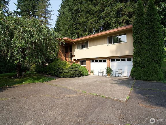 2nd image of 15440 SE May Valley Road