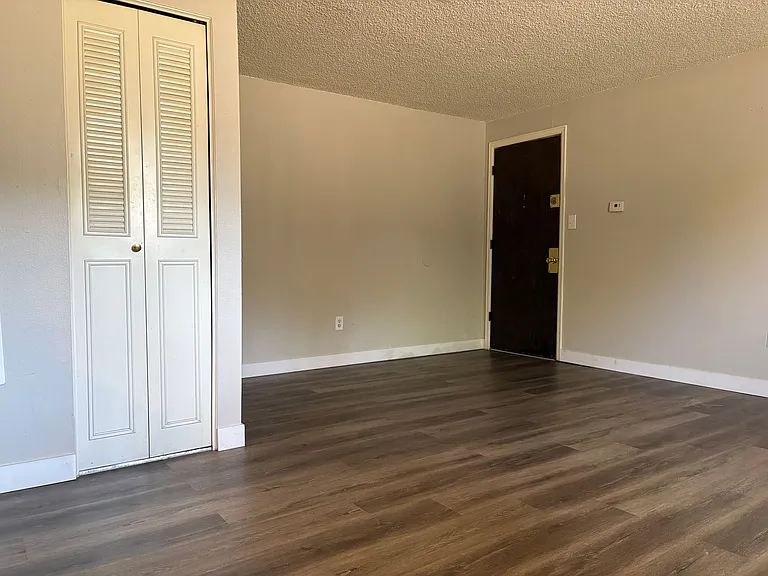 751 W Prentice Ave #101-B — Photo 13