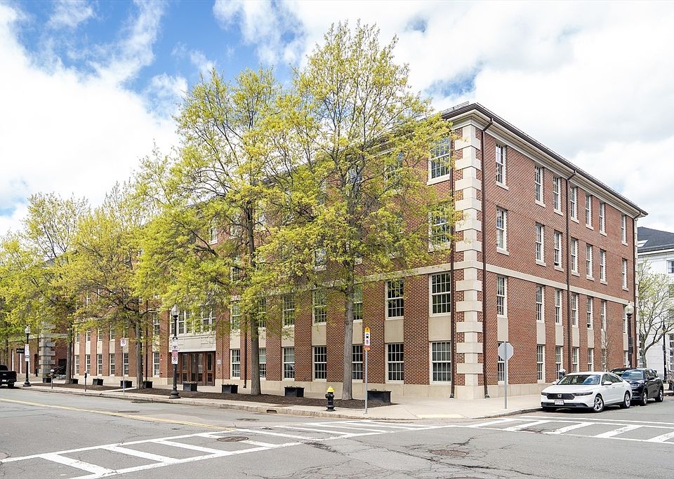 1st image of 45 1st Ave #302