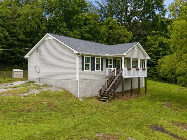 377 Rawls Creek Rd, Gordonsville, TN 38563