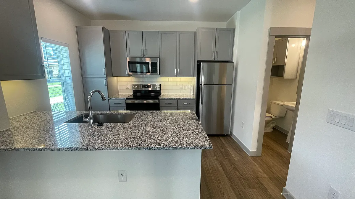 Building Photo - Waterway Ln