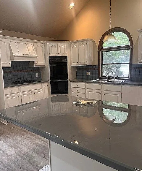 62 Indianola Rd — Photo 3