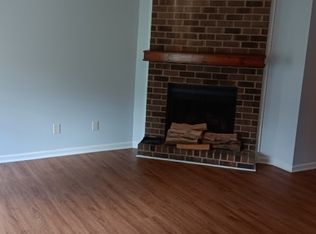 1274 Lakeview Dr NW, Conyers, GA 30012