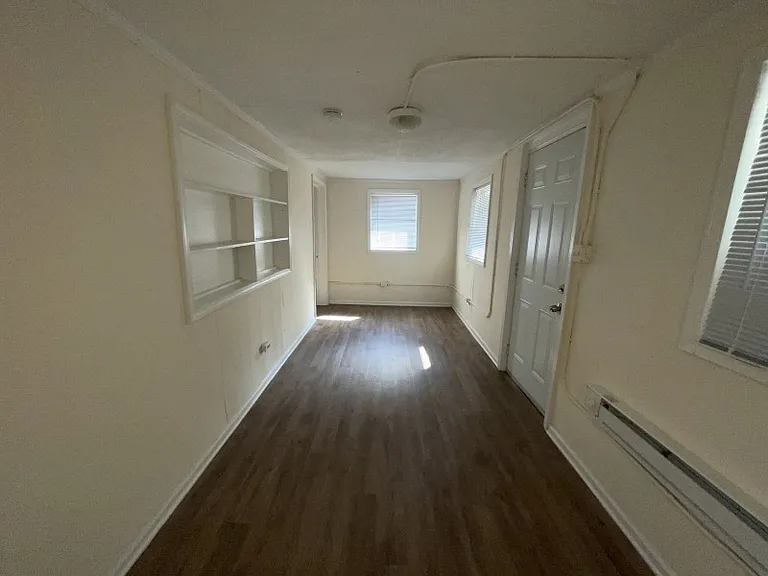 182 Chestnut St — Photo 6