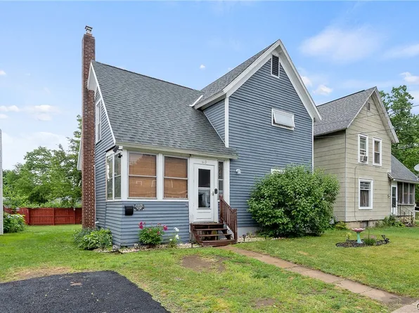 613 State St, Fulton, NY 13069
