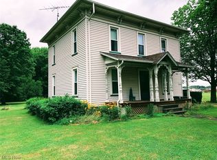 1386 Greenville Rd NW, Cortland, OH 44410