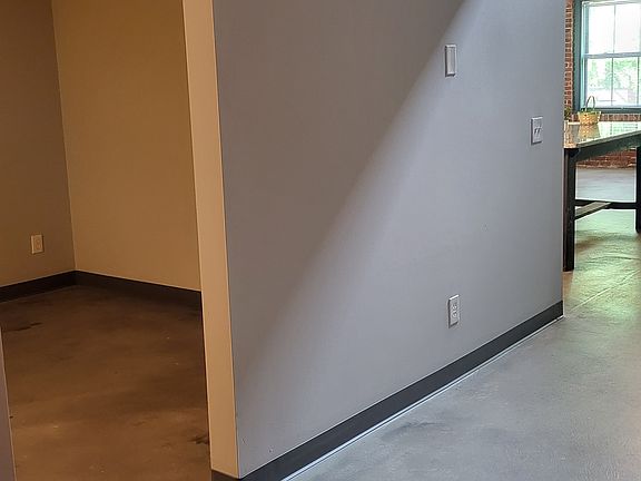 4th image of 1425 S 18th St #218