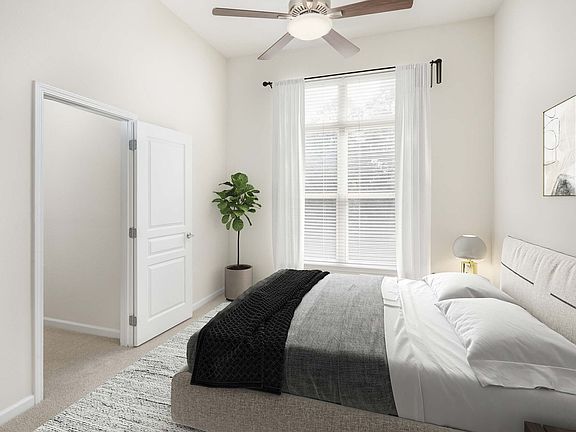5th image of 4000 Manor Club Dr APT 202