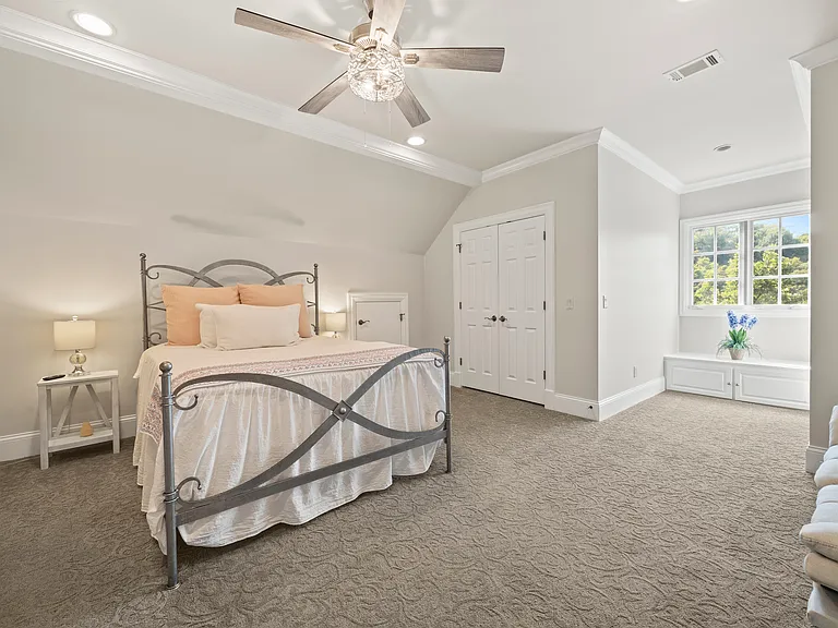 937 Travelers Ct — Photo 51