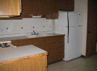 305 N 2nd St APT B, Dunlap, IL 61525