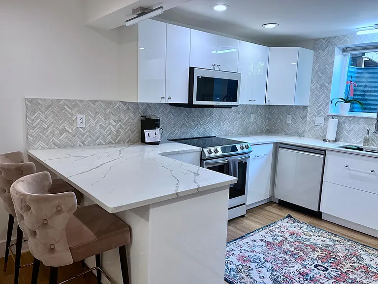 3851 Paseo Del Prado — Photo 5