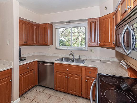 2nd image of 1194 Wionna Ave