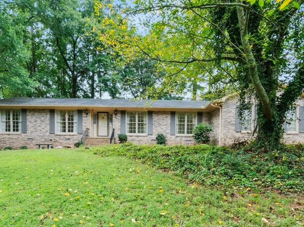 1204 Stonehurst Dr, Anderson, SC 29621