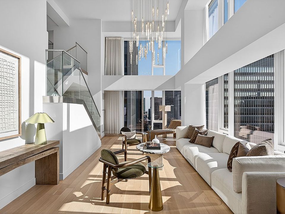 1st image of 135 W 52nd St Unit Penthouse 4