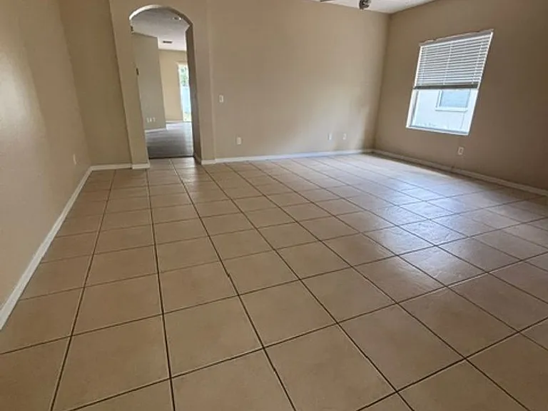 4330 Crosswhite Ct — Photo 8