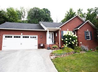 2330 Sunnywood Ln, Knoxville, TN 37912