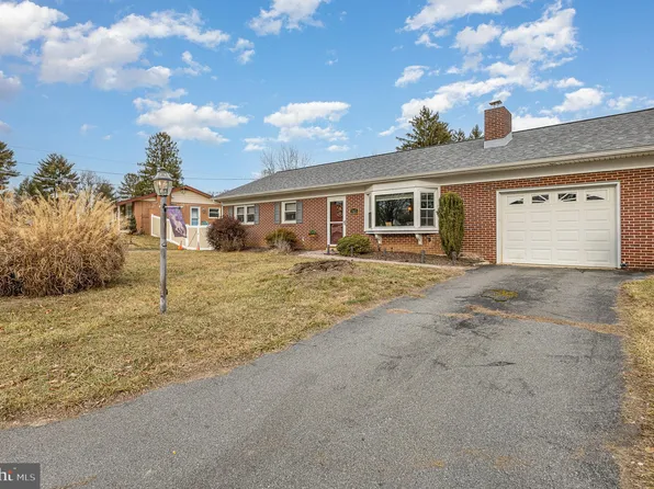 517 Saratoga Rd, Lancaster, PA 17603