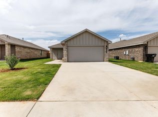 220 16th St, Wolfforth, TX 79382