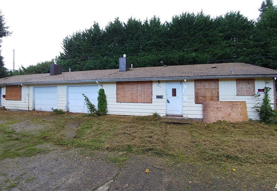 1st image of 0211 Blass Ave SE