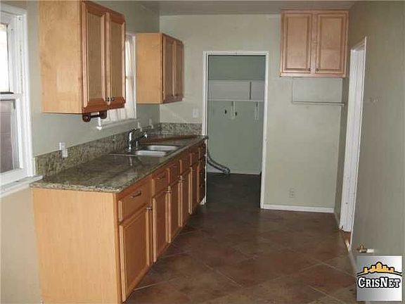 4th image of 1226 N Whitnall Hwy