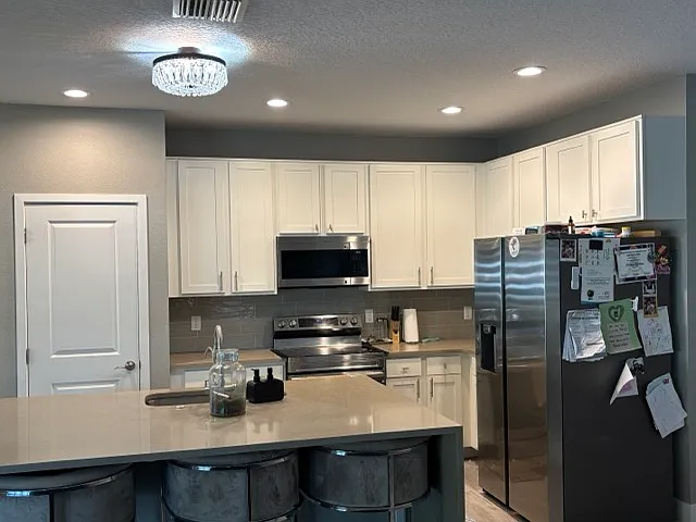 2432 Sanford Ave — Photo 4