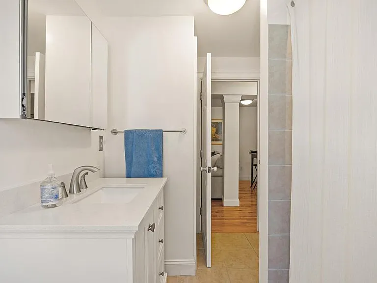 280 E St #1 — Photo 25